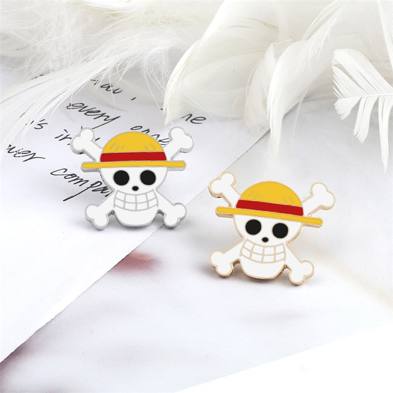 Anime Skeleton Brooch Pirate Skull Enamel Pins Cosplay Badge Backpack Cloth Denim Lapel Pin Jewelry Gift Comic Related Products